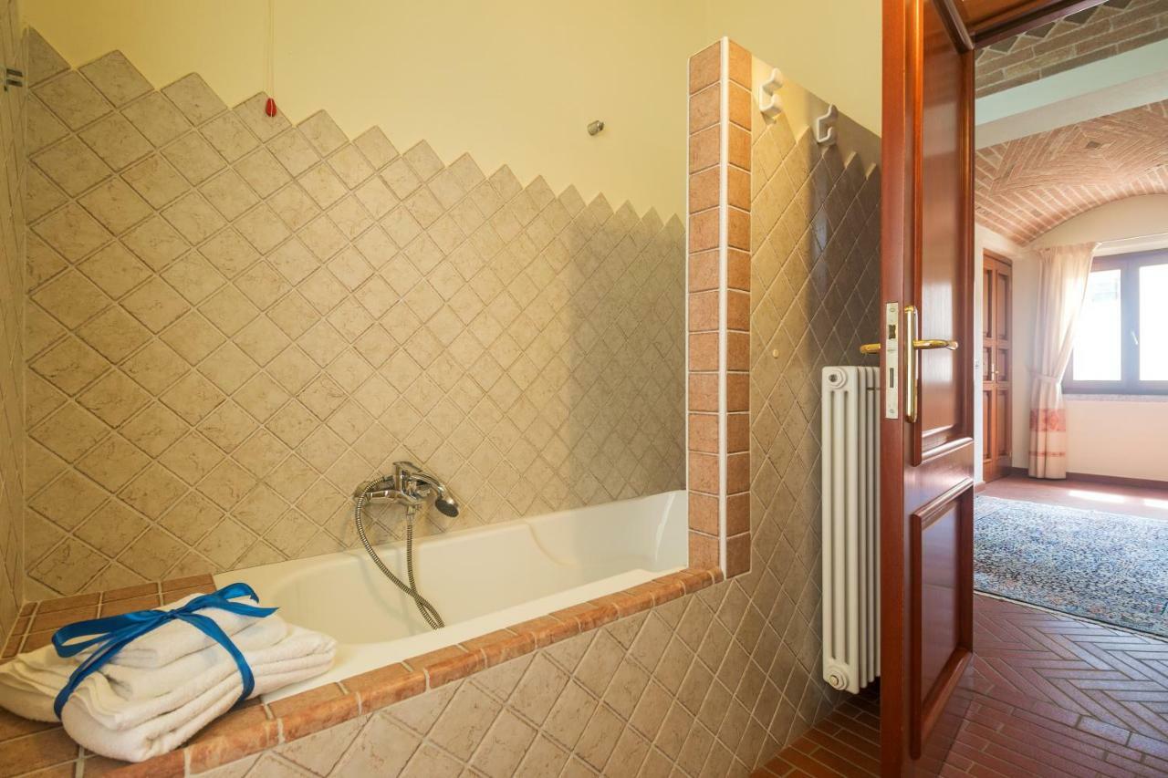 Villa Corrasi Oliena Luxury Buitenkant foto