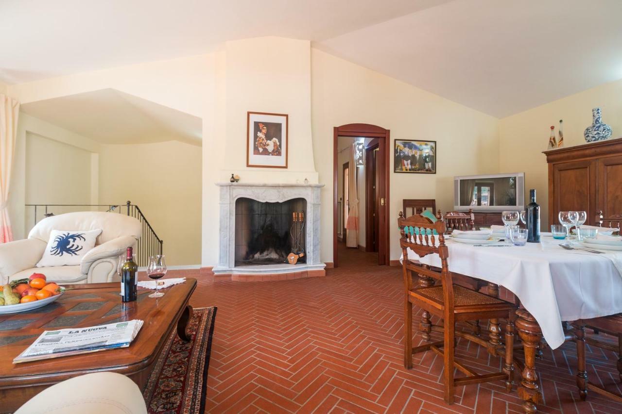 Villa Corrasi Oliena Luxury Buitenkant foto