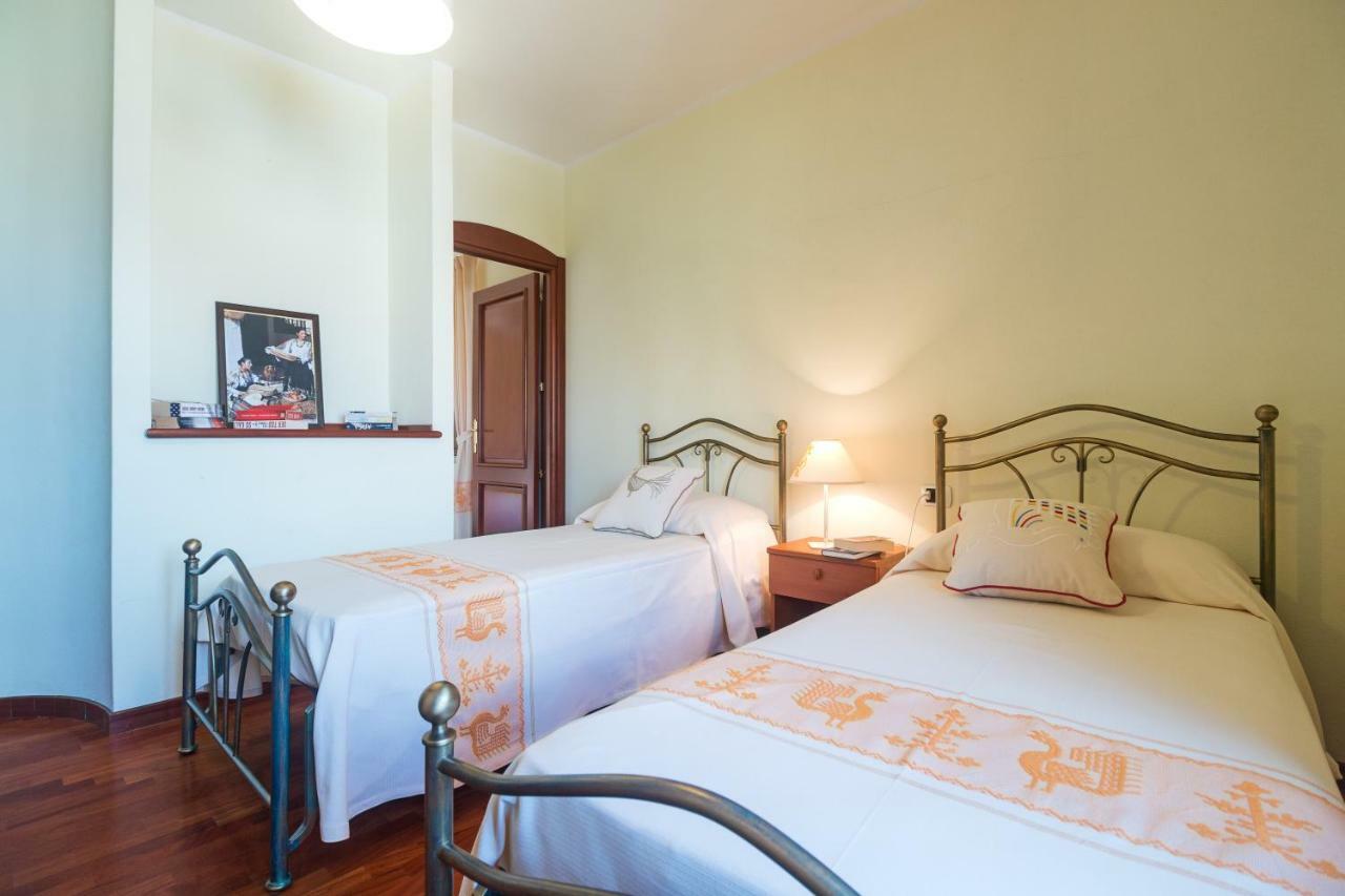 Villa Corrasi Oliena Luxury Buitenkant foto