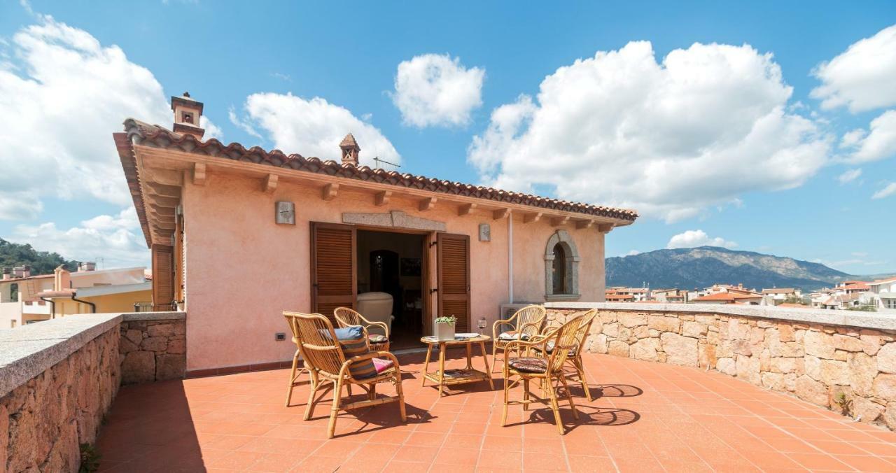 Villa Corrasi Oliena Luxury Buitenkant foto